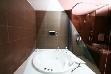 Tria Hotel Seoul Bagian luar foto